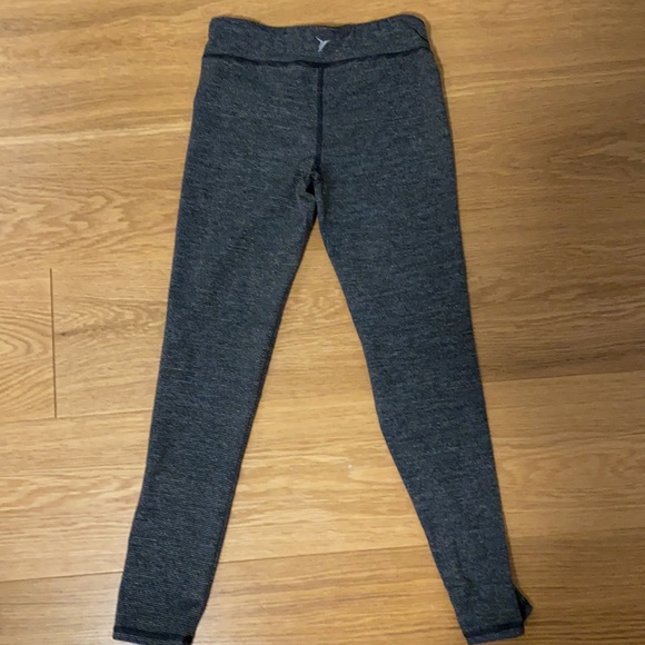 Old Navy athletic material leggings - Picture 2 of 2